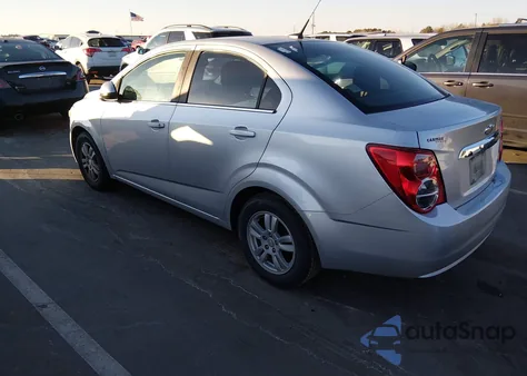 2014 Chevrolet Sonic Lt Auto z USA, uszkodzony, nr VIN 1G1JC5SBXE4235151